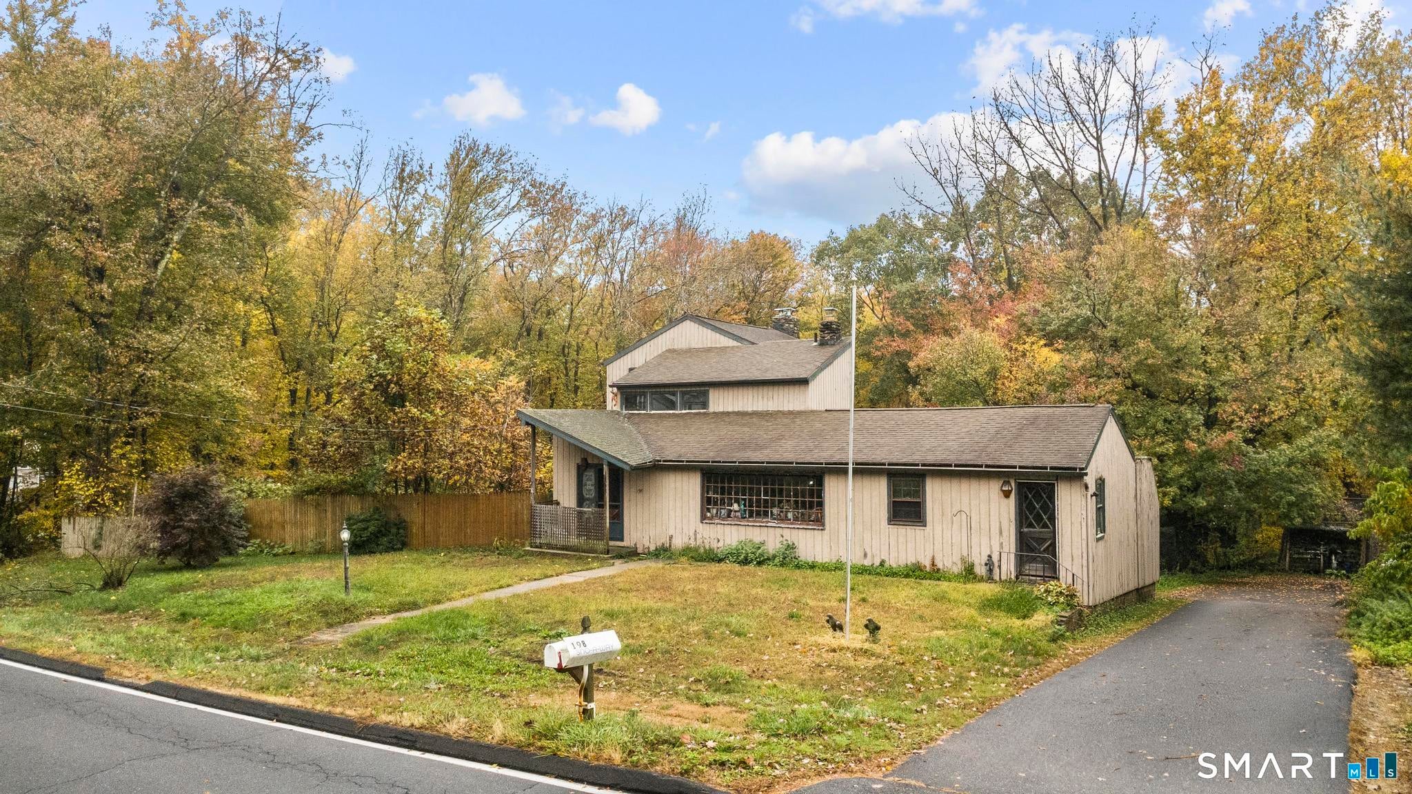 198 Straitsville Road