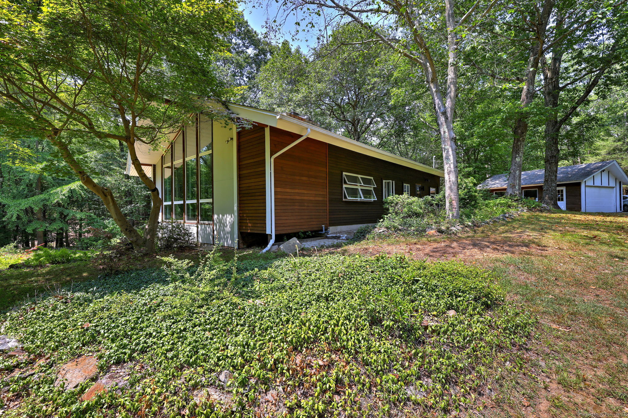576 Wheelers Farm Road