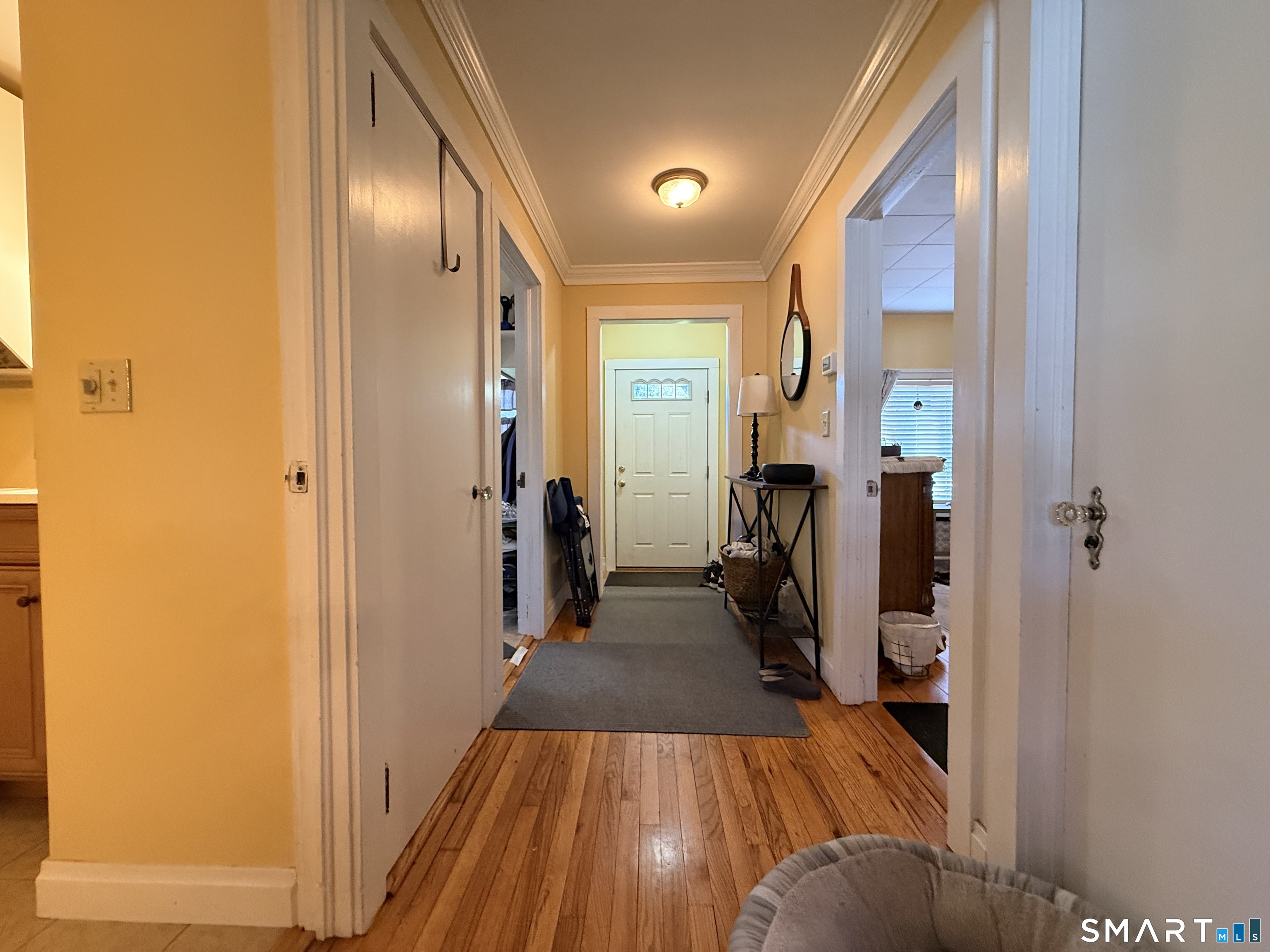 9 Ellen Lane