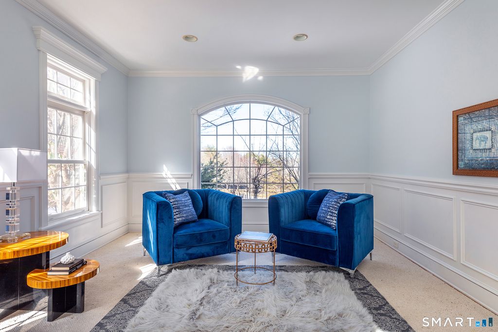 Photo of 35 Coach Light Drive, Woodbury, CT 06798 (MLS # 24158582)