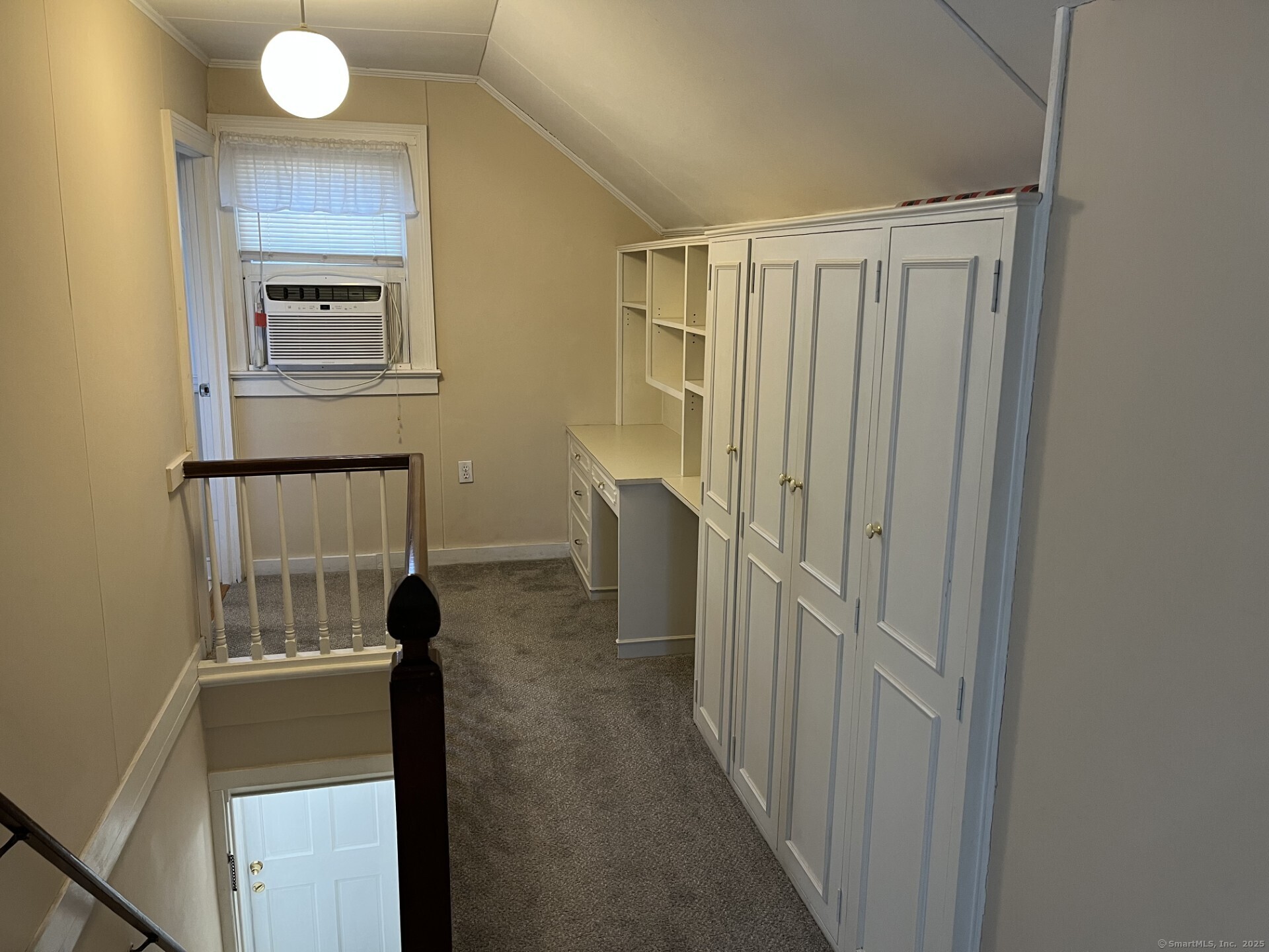 Stamford, Connecticut 06907, United States, 1 Bedroom Bedrooms, ,1 BathroomBathrooms,Residential,Active,5951