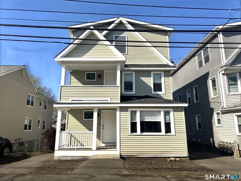 Photo of 105 Churchill Street #3rd Floor (107), Fairfield, CT 06824 (MLS # 24167828)