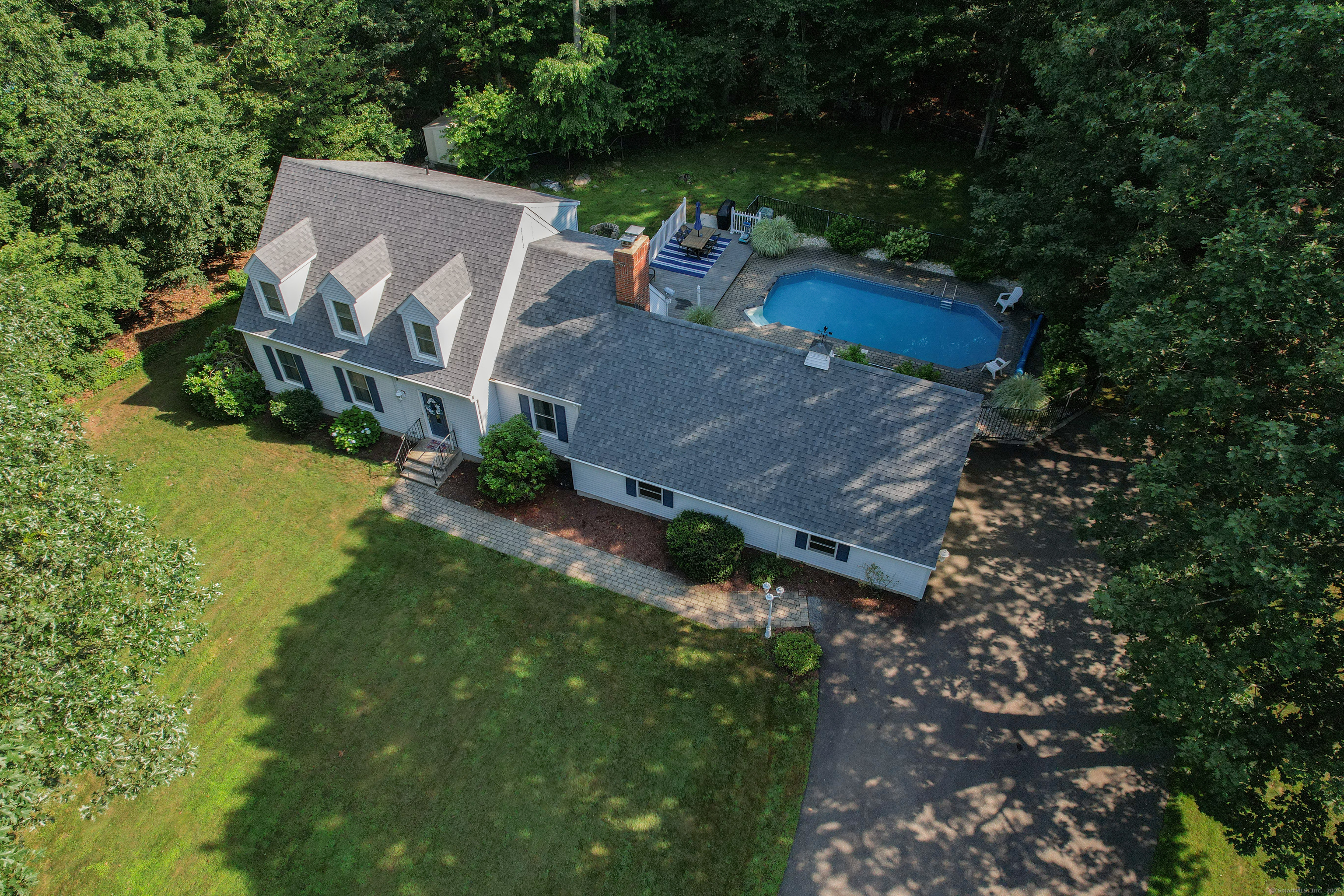 10 Heritage Drive