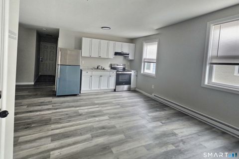 Tiny photo for 36 2nd Avenue #1B, Waterbury, CT 06710 (MLS # 24159882)