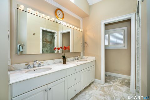 Tiny photo for 3 Shirecrest #3, Avon, CT 06001 (MLS # 24165675)