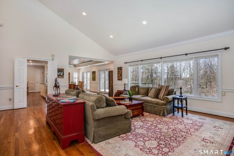 Tiny photo for 3 Shirecrest #3, Avon, CT 06001 (MLS # 24165675)