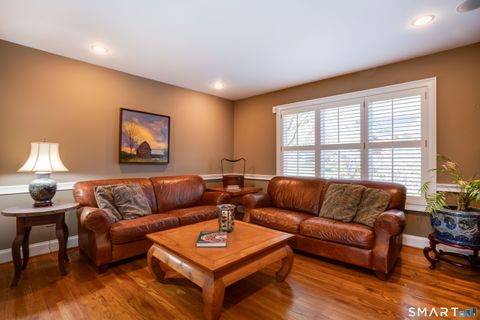 Tiny photo for 3 Shirecrest #3, Avon, CT 06001 (MLS # 24165675)