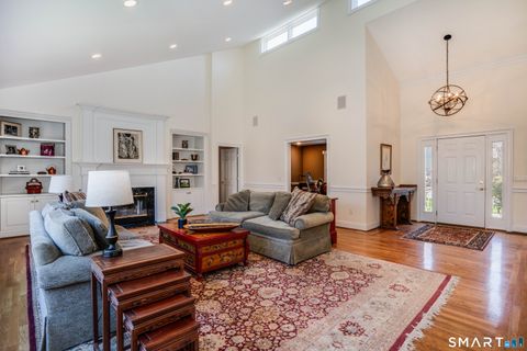 Tiny photo for 3 Shirecrest #3, Avon, CT 06001 (MLS # 24165675)