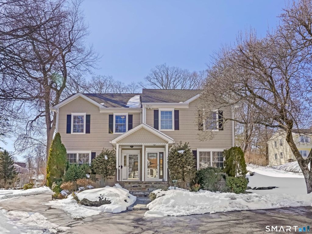 Photo of 86 Forest Street #S, New Canaan, CT 06840 (MLS # 24155284)