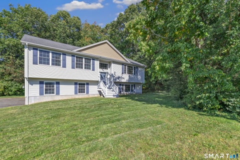Photo of 26-R Hoinski Way, Ansonia, CT 06401 (MLS # 24212394)