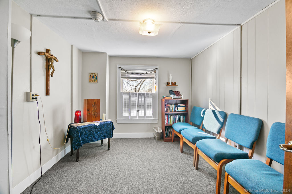 595 Town Hill Road, New Hartford, Connecticut image 22