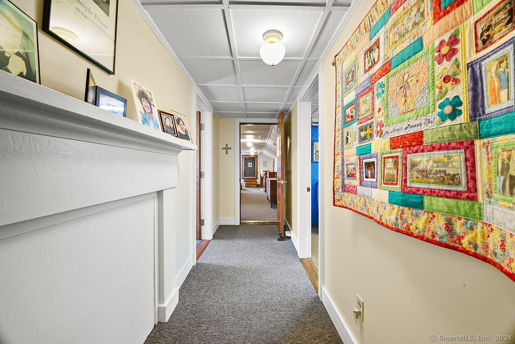 595 Town Hill Road, New Hartford, Connecticut image 16