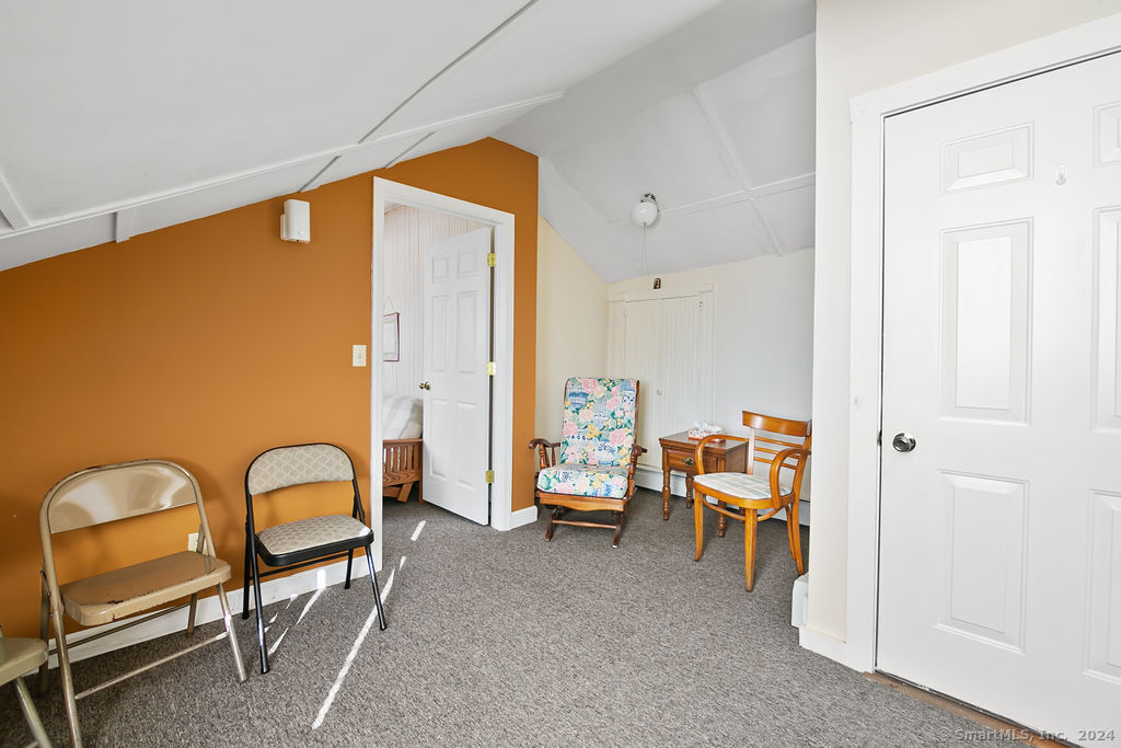 595 Town Hill Road, New Hartford, Connecticut image 17