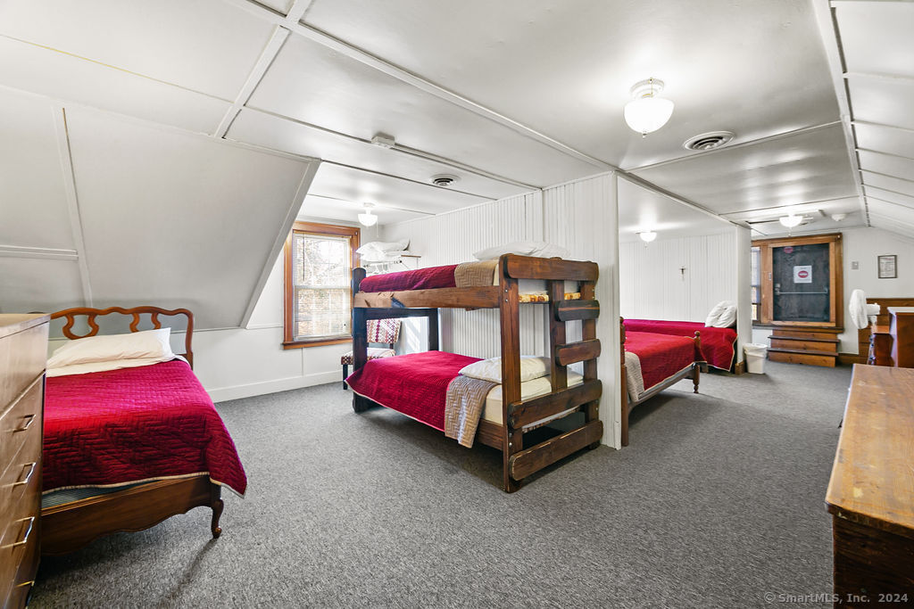 595 Town Hill Road, New Hartford, Connecticut image 21