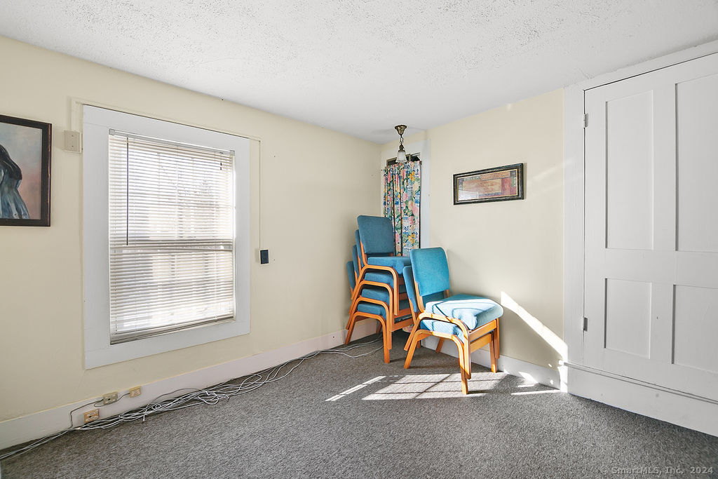 595 Town Hill Road, New Hartford, Connecticut image 19