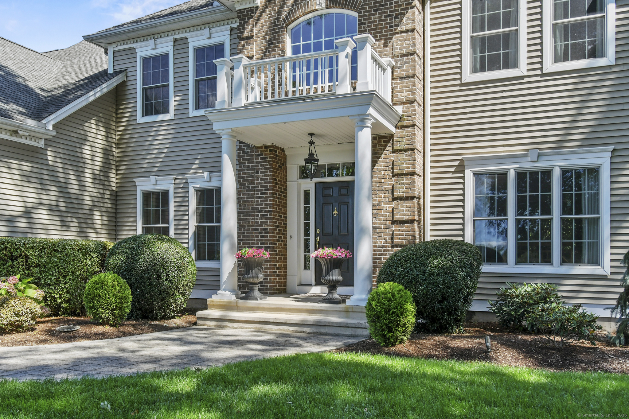 40 Sterling Ridge Court