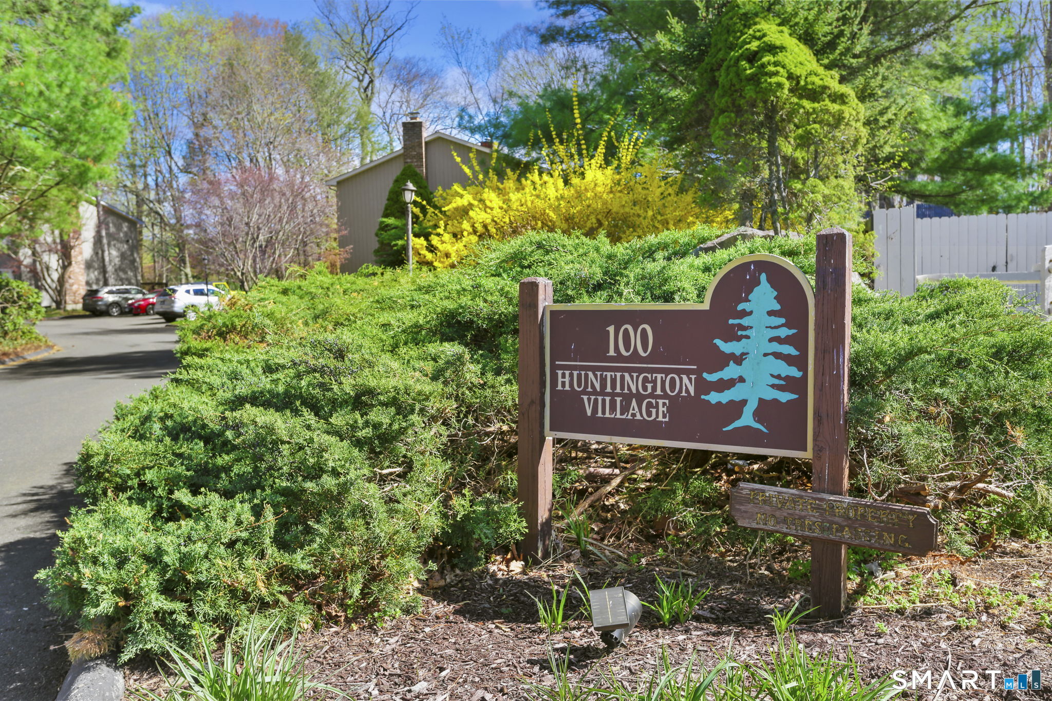 100 Ten Coat Lane 2C