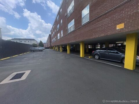 Tiny photo for 891 West Boulevard #521, Hartford, CT 06105 (MLS # 24162518)