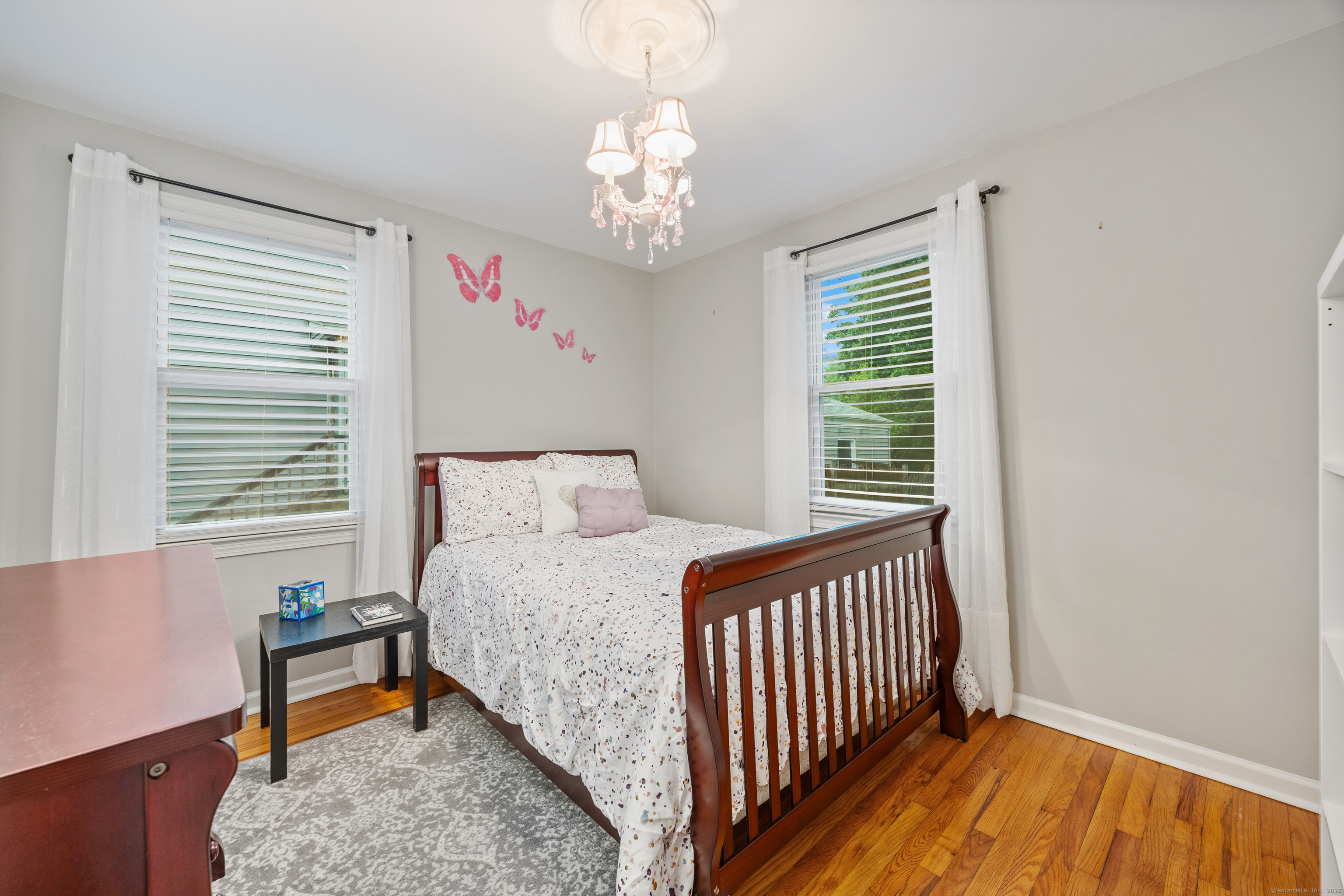 Naugatuck, Connecticut 06770, United States, 4 Bedrooms Bedrooms, ,2 BathroomsBathrooms,Residential,Pending,161017