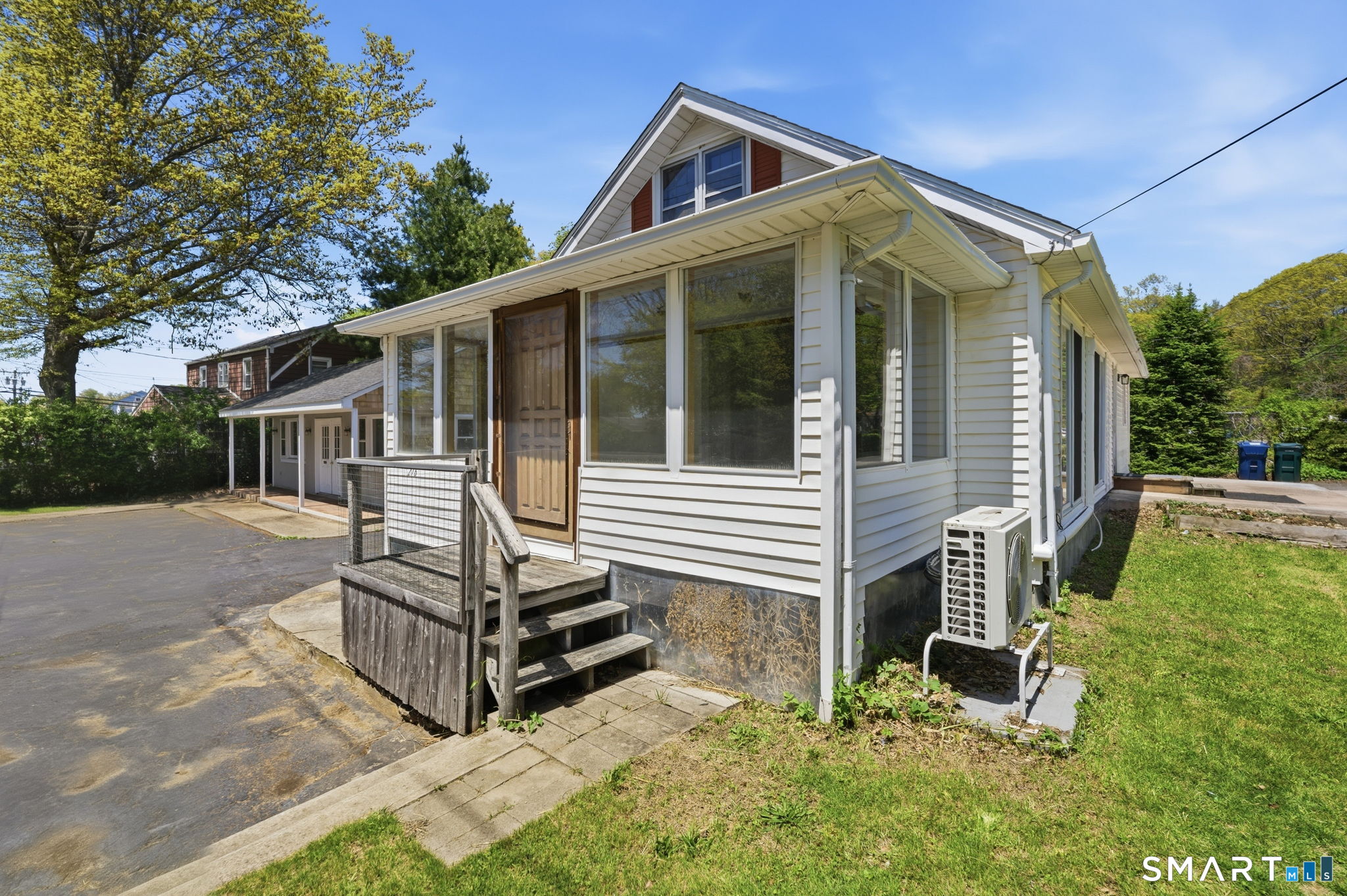 276 Shore Road