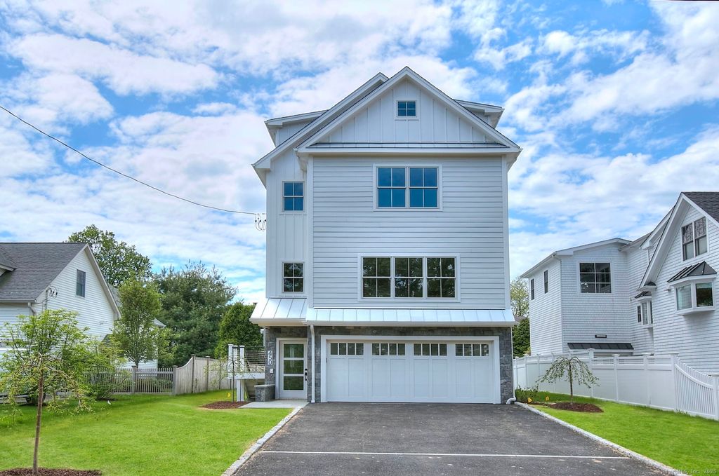 Photo of 450 Penfield Road, Fairfield, CT 06824 (MLS # 24132638)