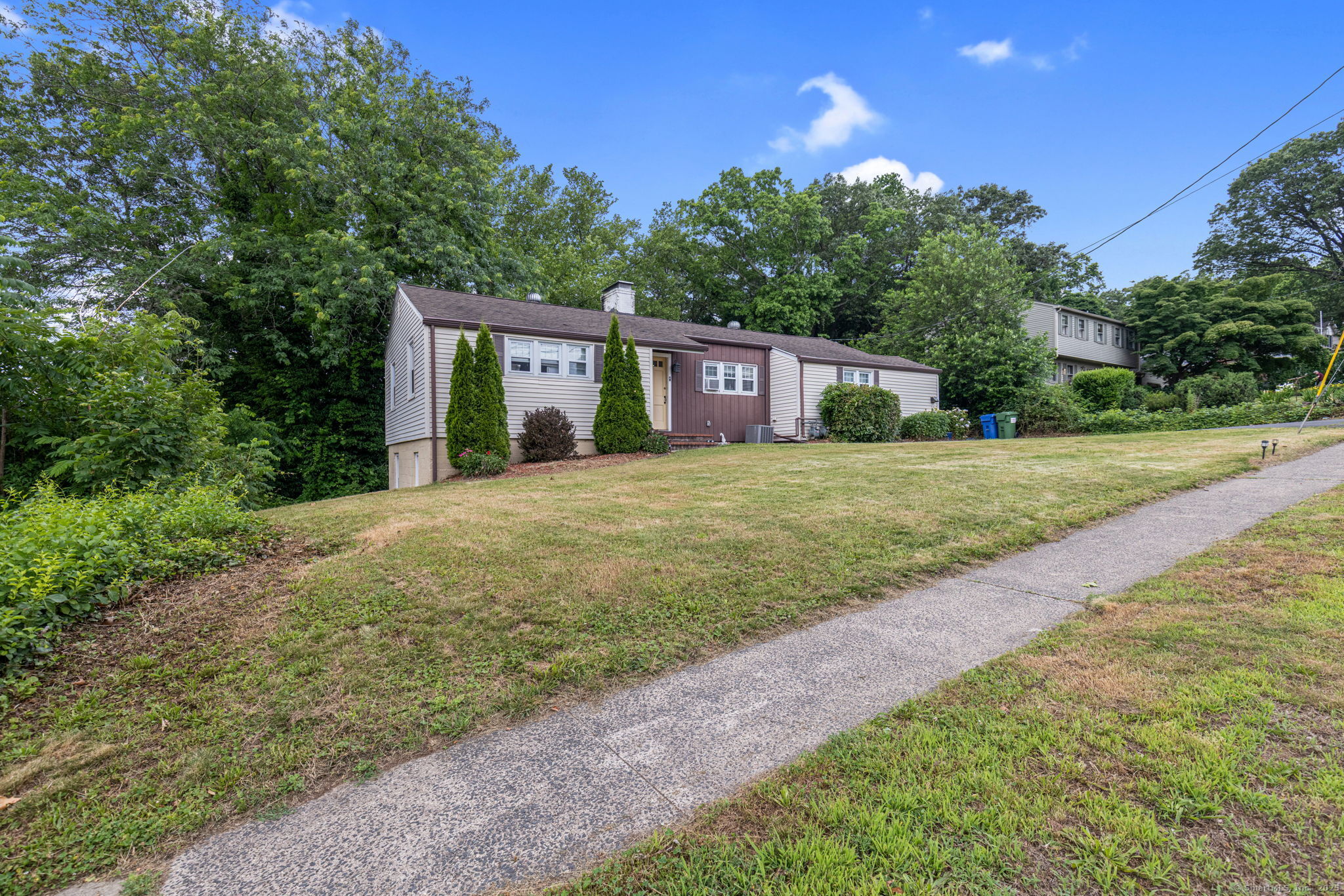 380 Long Hill Road