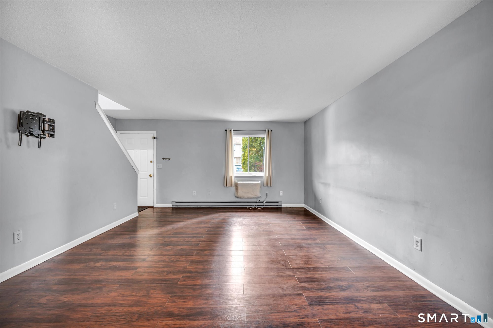 371 Emmett Street 47