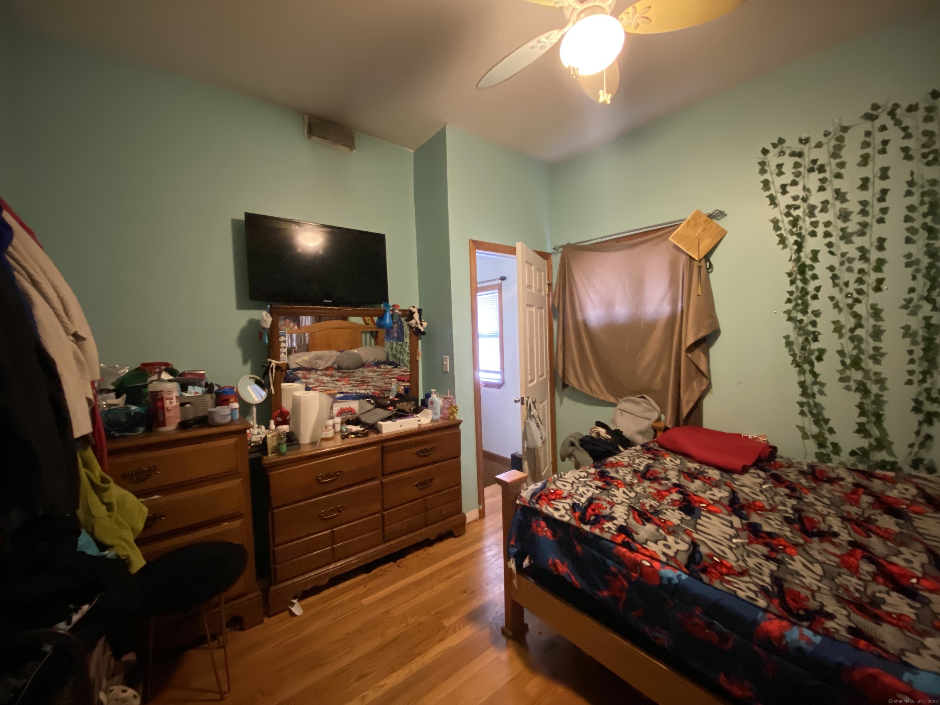 545 Burnsford Avenue, Bridgeport, Connecticut image 12