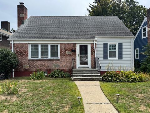 113 Clark Street, Bridgeport, CT 06606 - #: 24120503