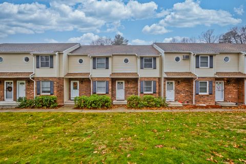 Photo of 18 Cranberry Hollow #18, Enfield, CT 06082 (MLS # 24142112)