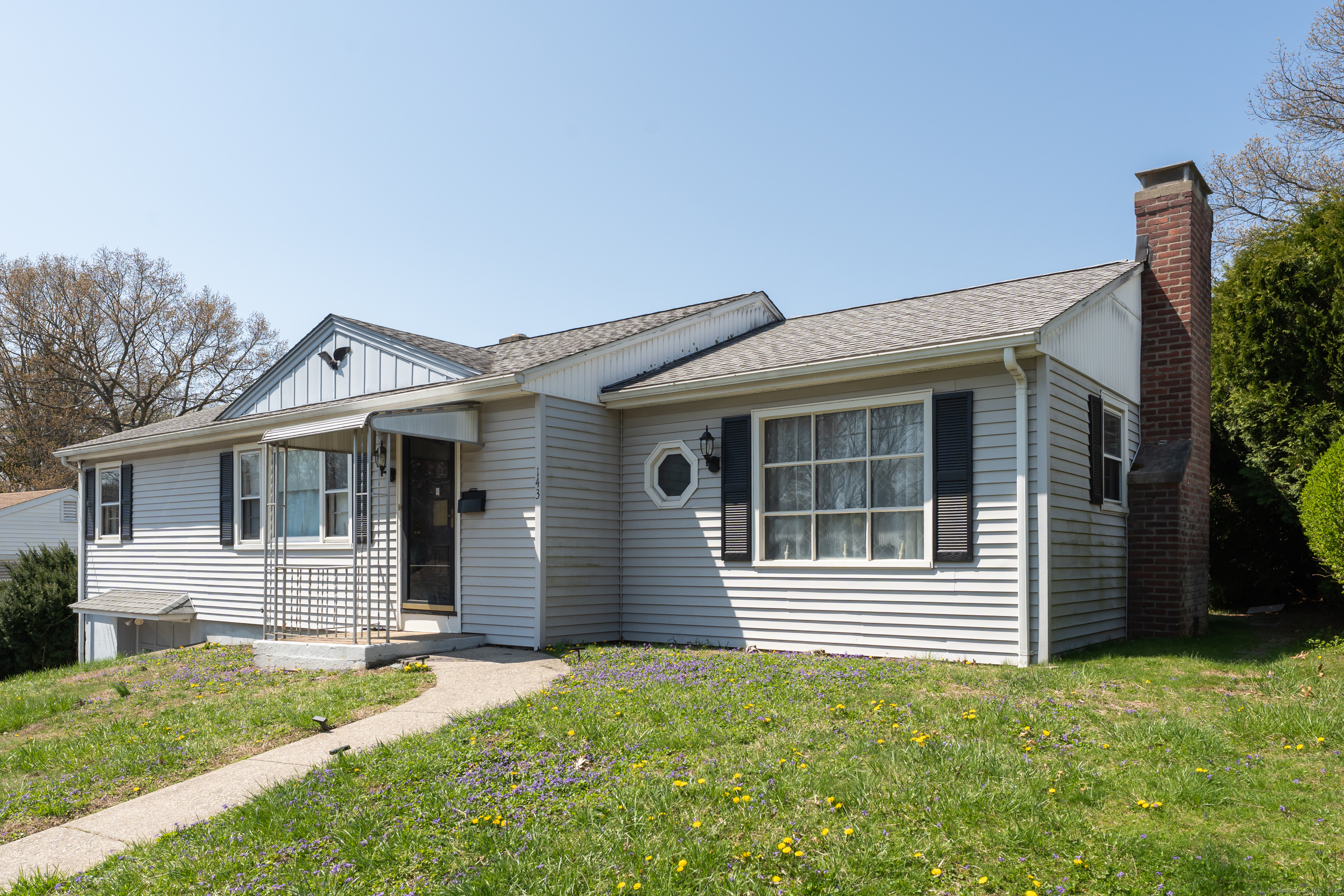 Property for Sale at Beth Lane, Waterbury, Connecticut - Bedrooms: 3 
Bathrooms: 1 
Rooms: 6  - $325,000