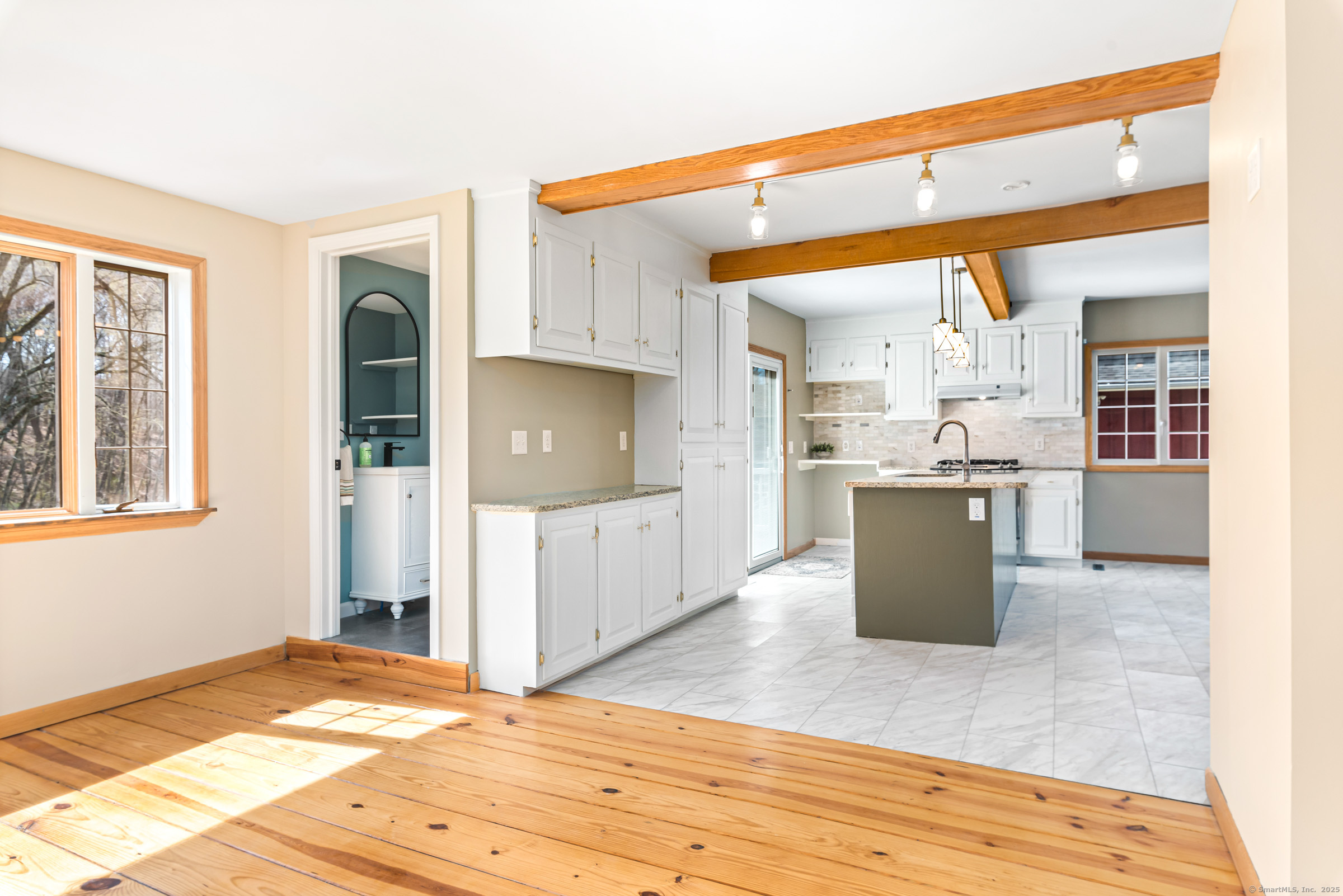 200 Battle Street, Somers, Connecticut image 11