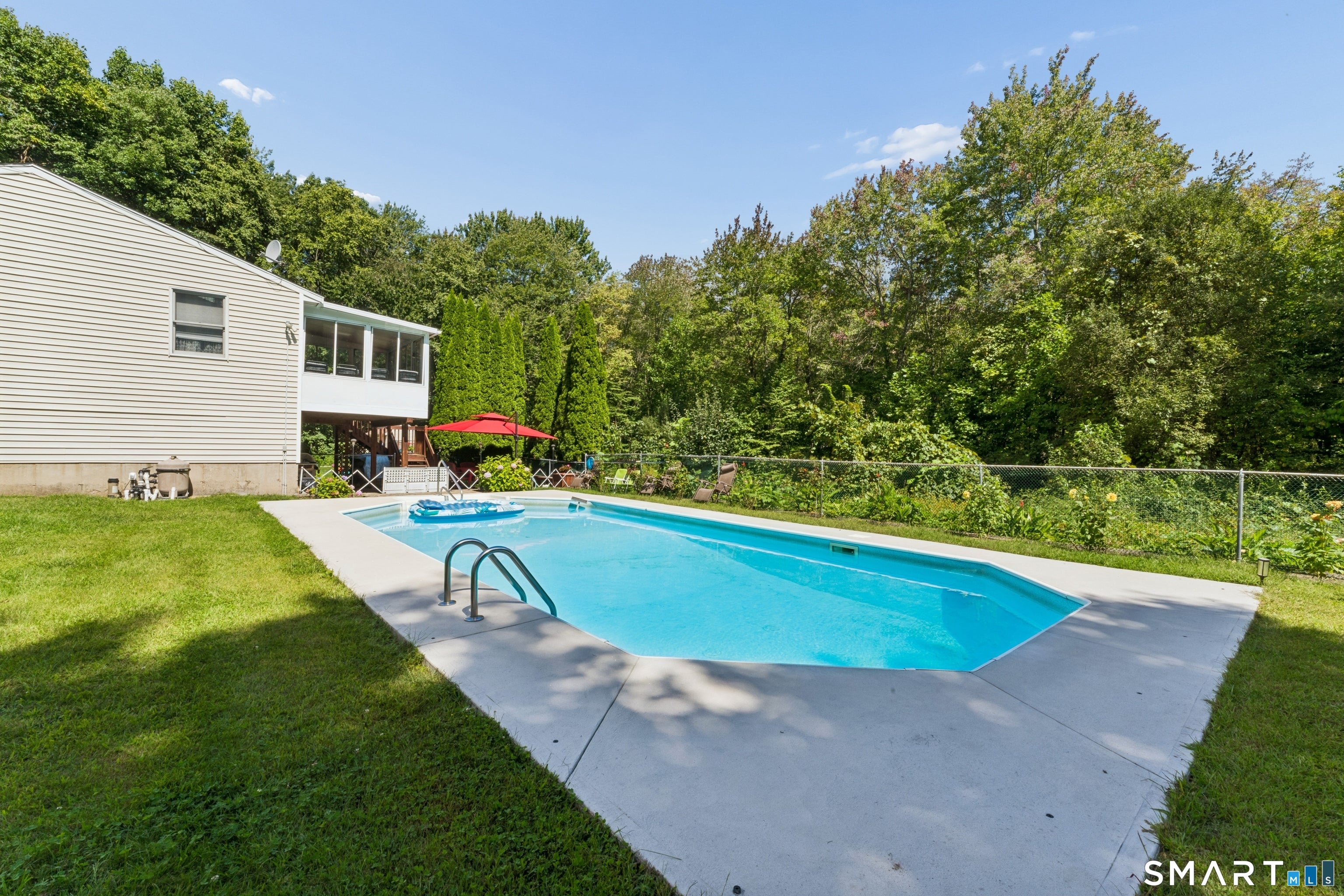 5 Sherwood Drive