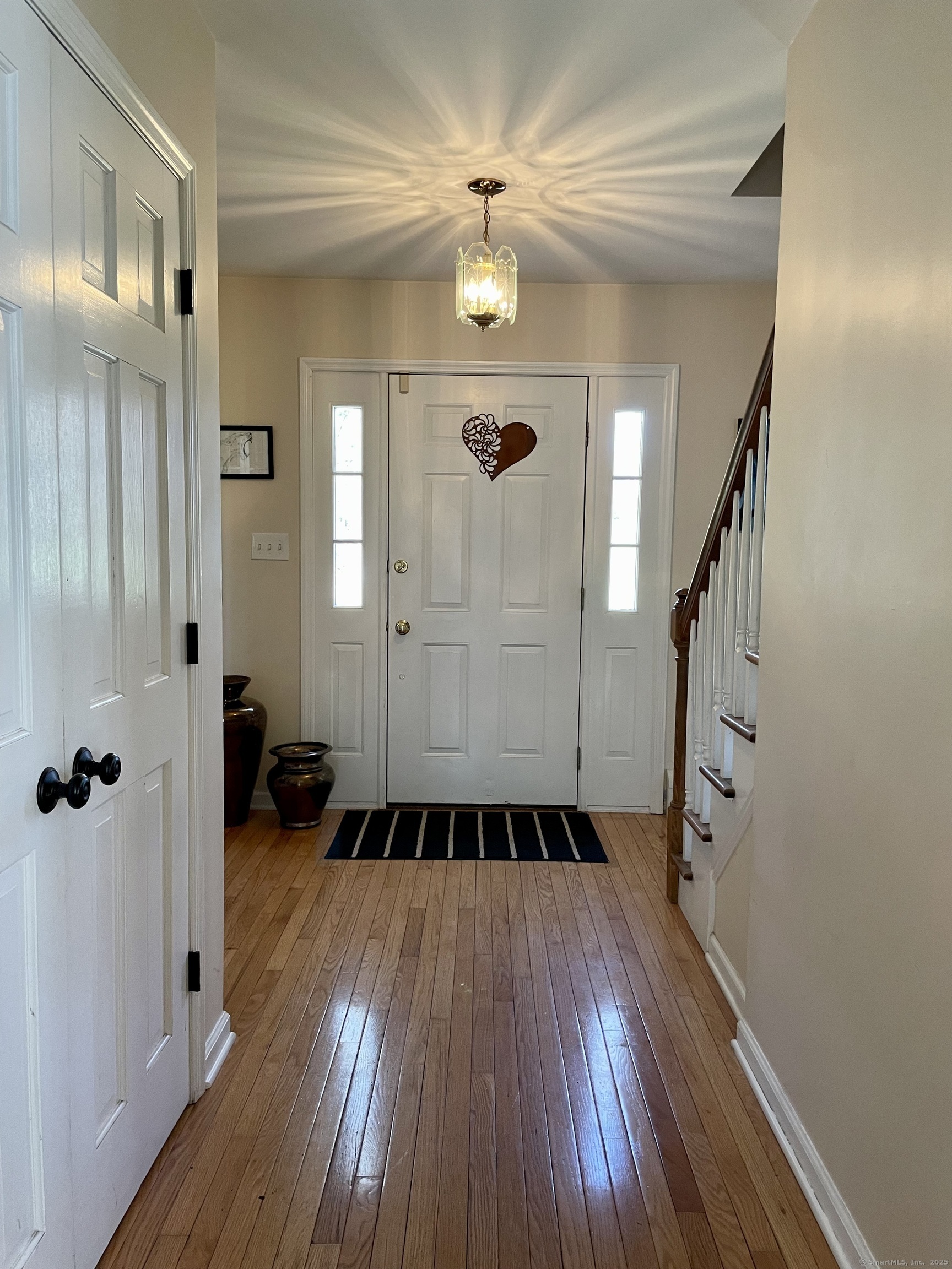 37 Colonial Ridge Drive, New Milford, Connecticut image 4
