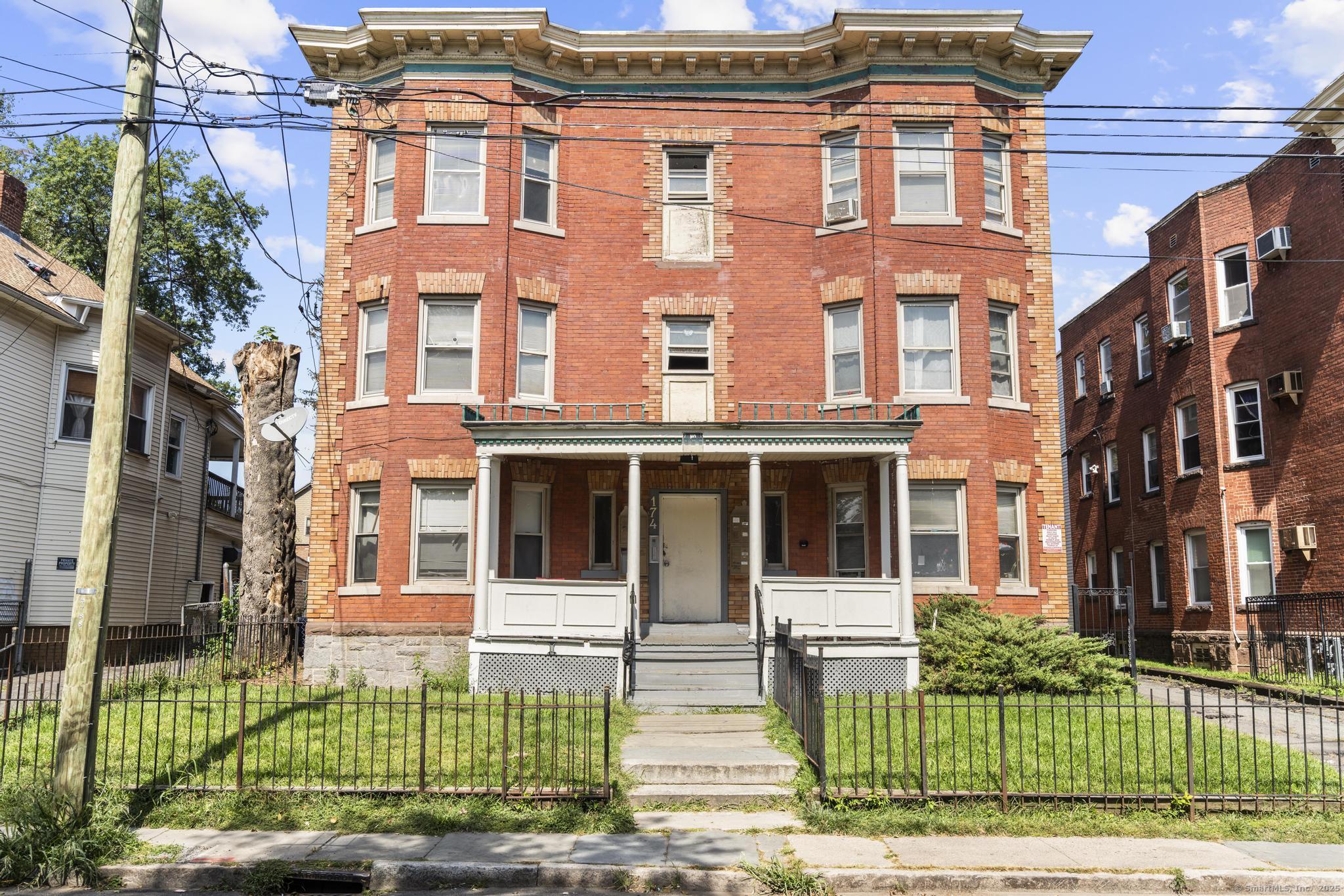 Hartford, Connecticut 06105, United States, 2 Bedrooms Bedrooms, ,Residential,Active,216036