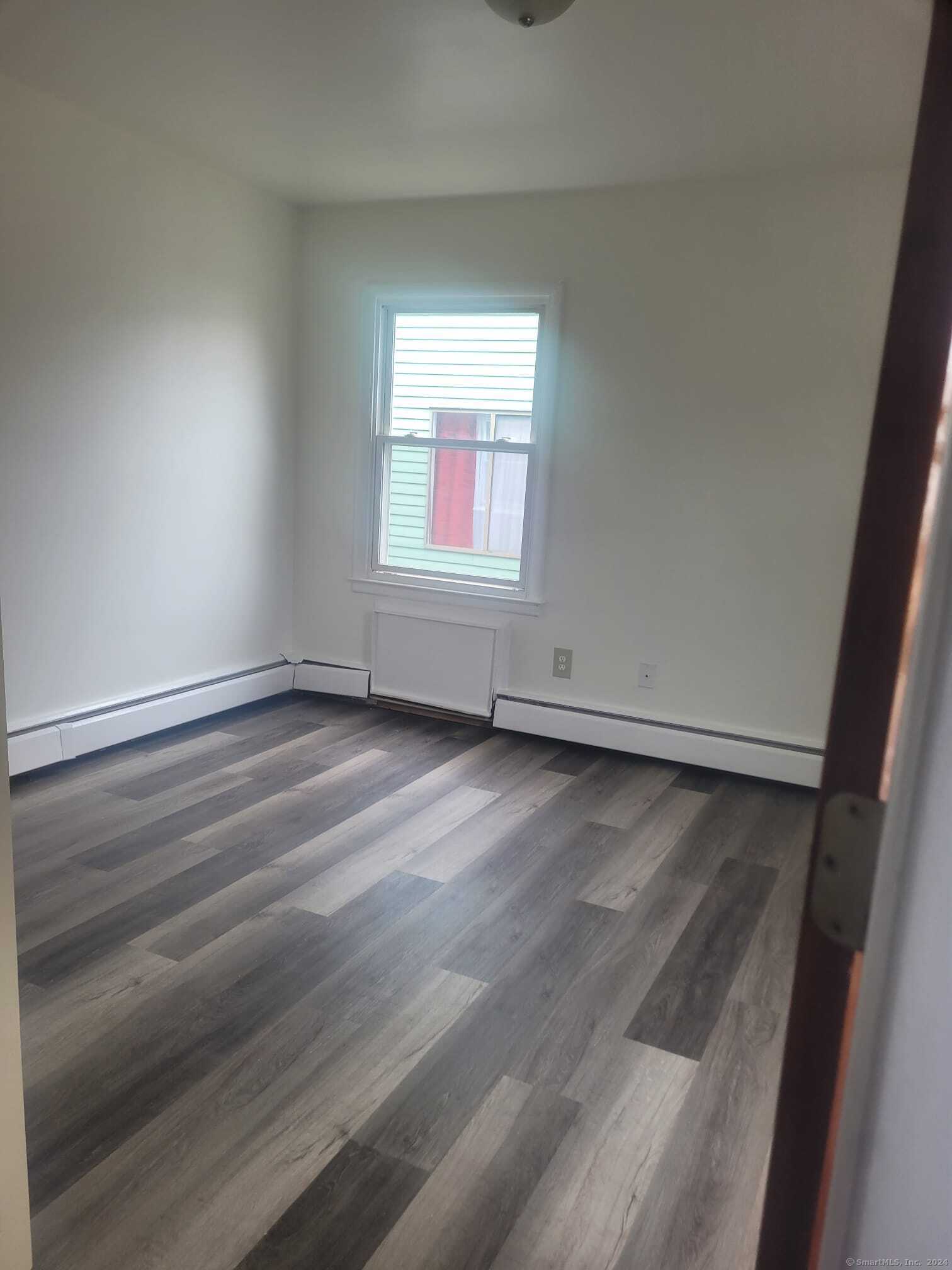 Rental Property at Main Street, Bridgeport, Connecticut - Bedrooms: 2 
Bathrooms: 1 
Rooms: 5  - $1,850 MO.