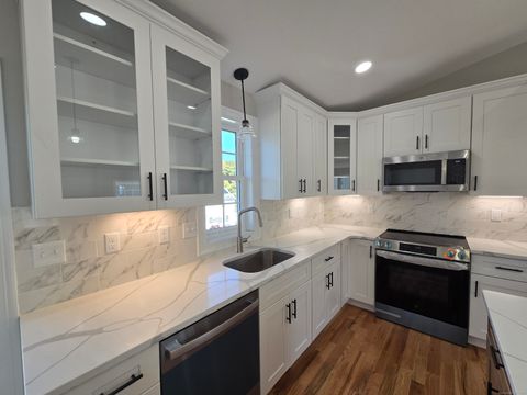 Tiny photo for 24 Yorktown Ridge, Waterbury, CT 06704 (MLS # 24130904)
