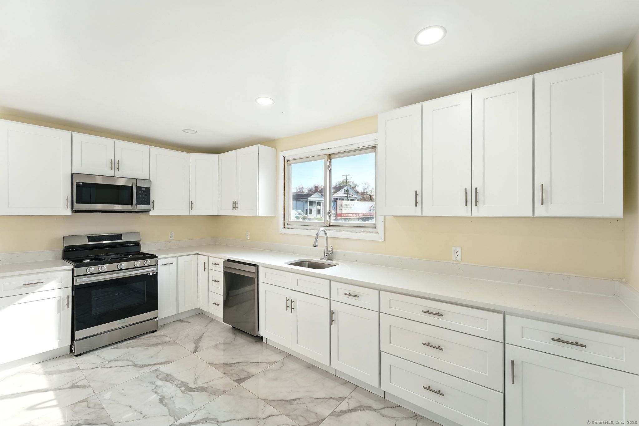 576 Main Street, Somers, Connecticut image 15