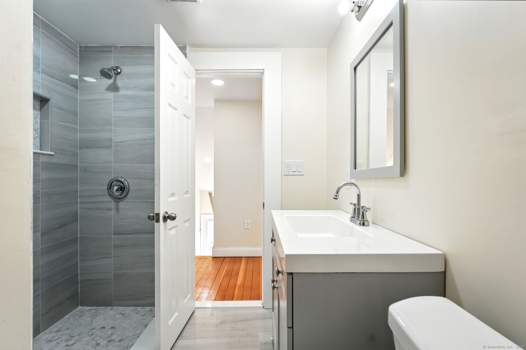 576 Main Street, Somers, Connecticut image 26