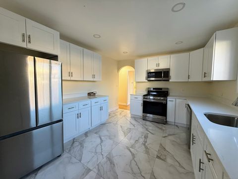 MLS: 24090365