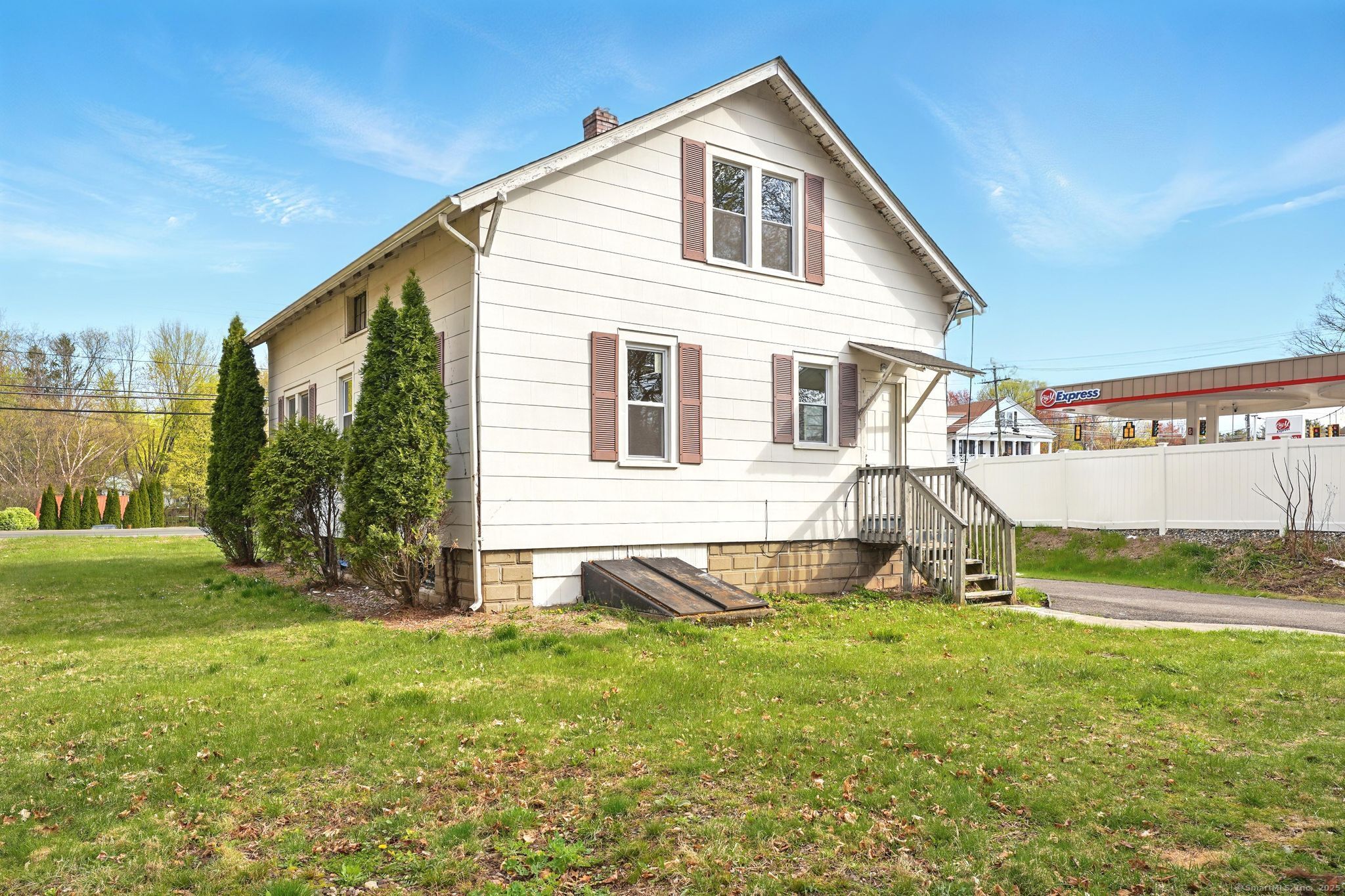 576 Main Street, Somers, Connecticut image 33