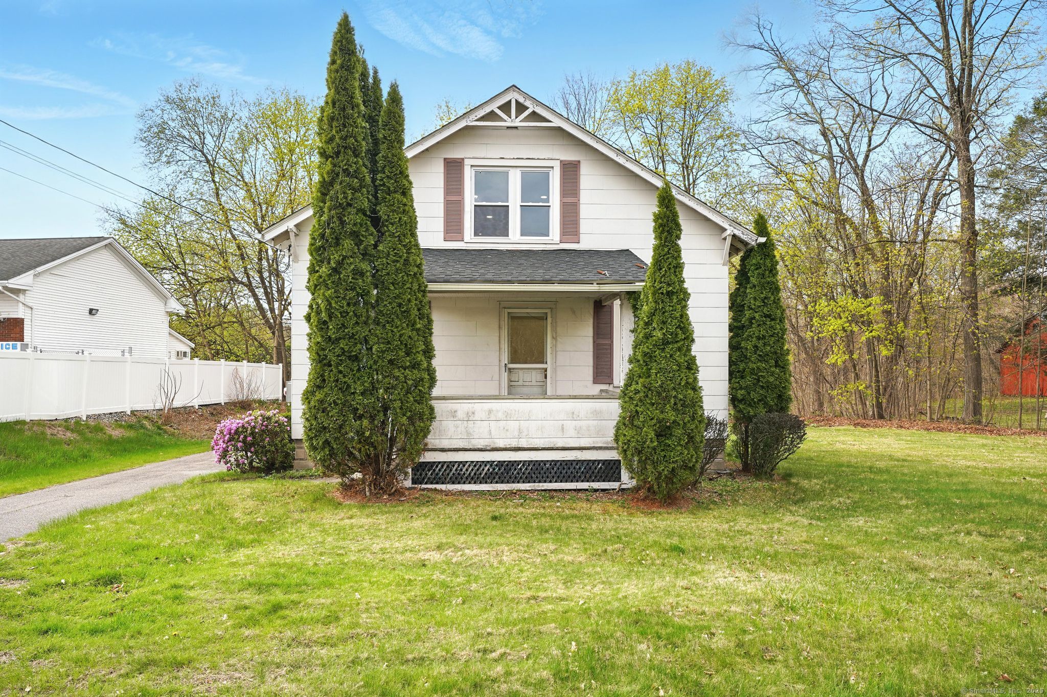 576 Main Street