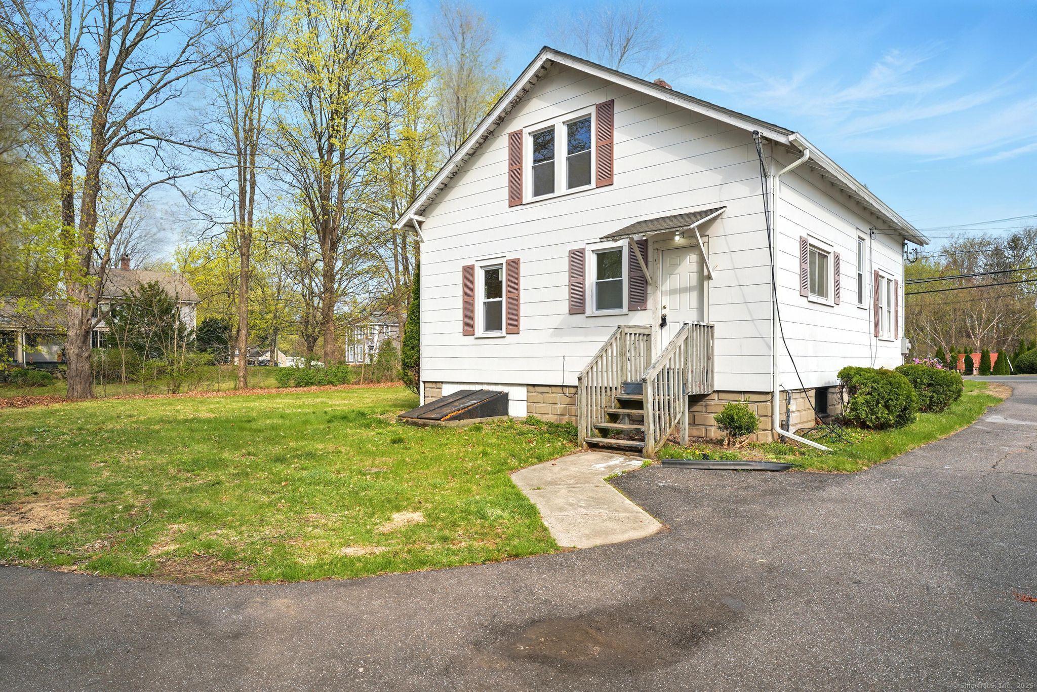 576 Main Street, Somers, Connecticut image 31