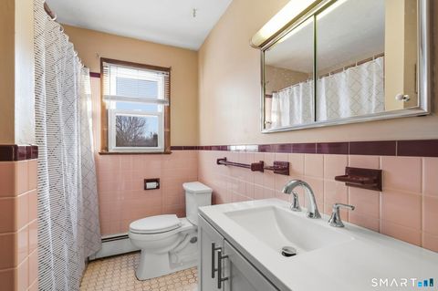 Tiny photo for 66 Bridgeview Place, Stratford, CT 06614 (MLS # 24157615)