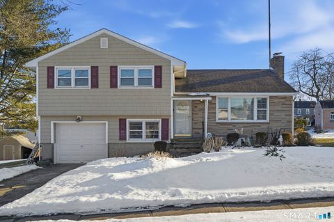 Tiny photo for 66 Bridgeview Place, Stratford, CT 06614 (MLS # 24157615)