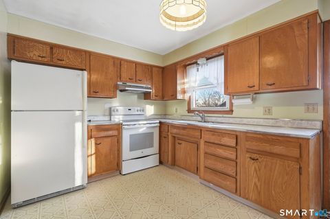 Tiny photo for 66 Bridgeview Place, Stratford, CT 06614 (MLS # 24157615)