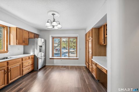 Tiny photo for 55 Elm Meadows #55, Enfield, CT 06082 (MLS # 24150505)