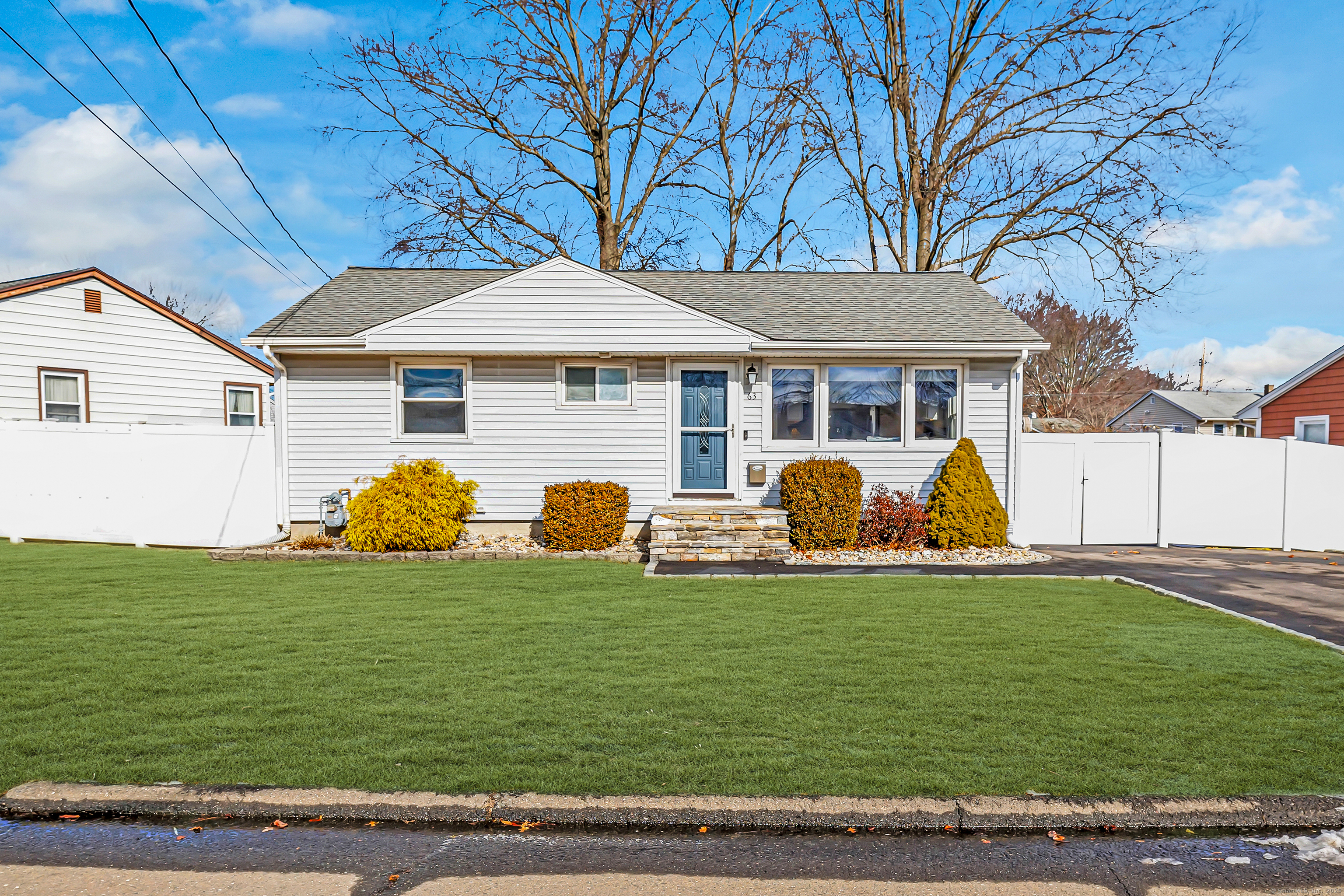 63 Contact Drive, West Haven, Connecticut image 1