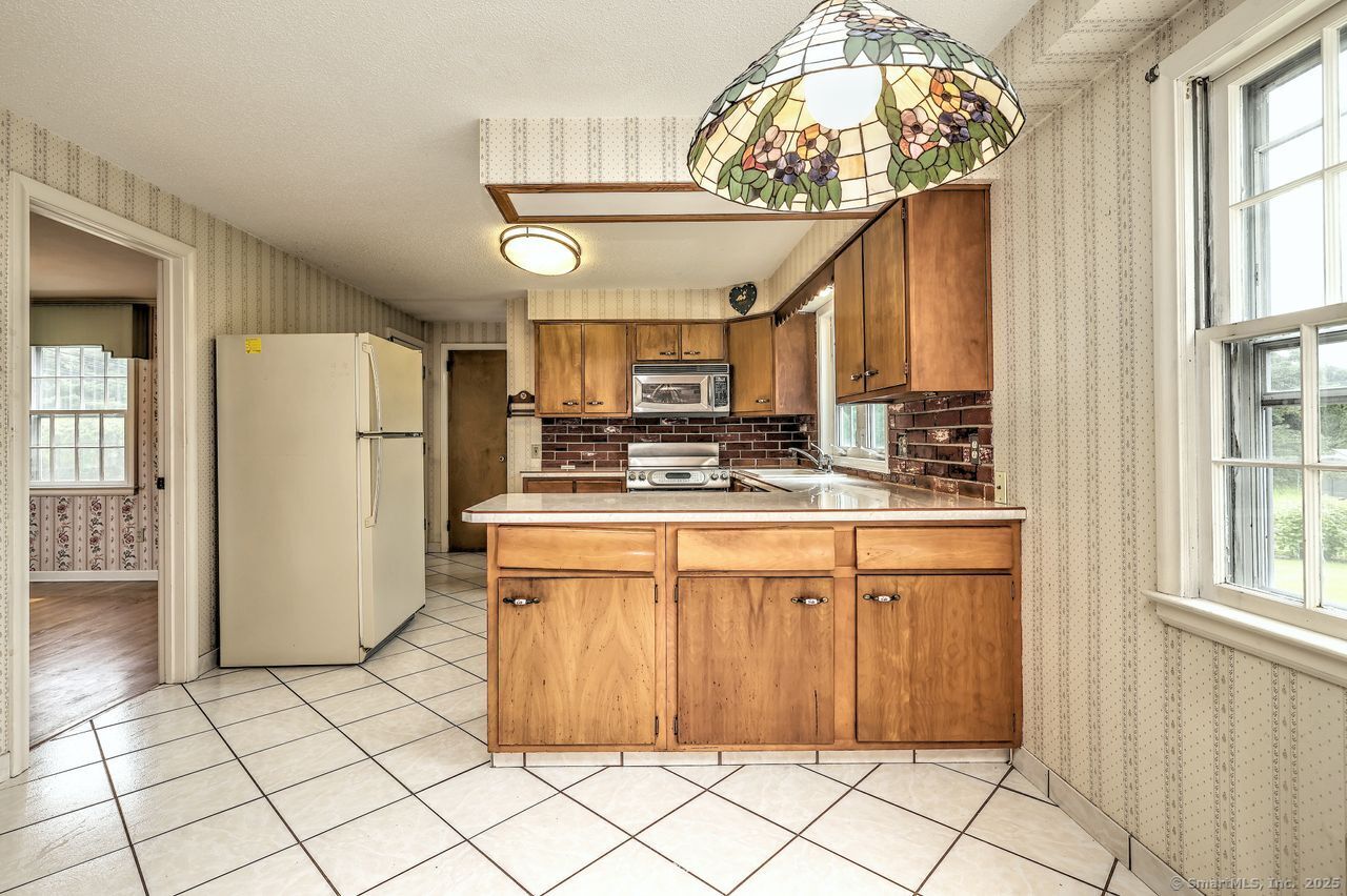 423 Baldwin Avenue, Meriden, Connecticut image 17