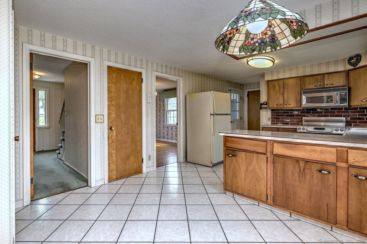 423 Baldwin Avenue, Meriden, Connecticut image 18